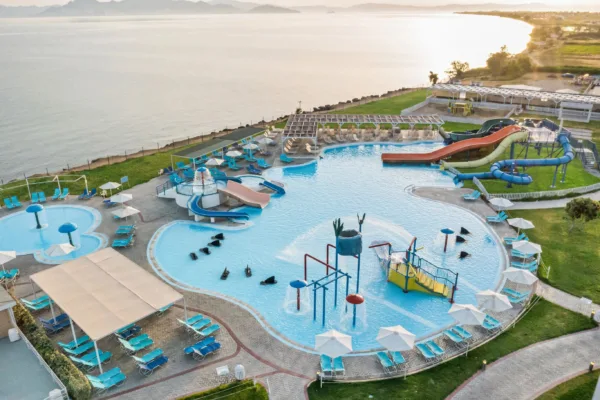 Griekenland ↬ White Olive Marine Aquapark Resort