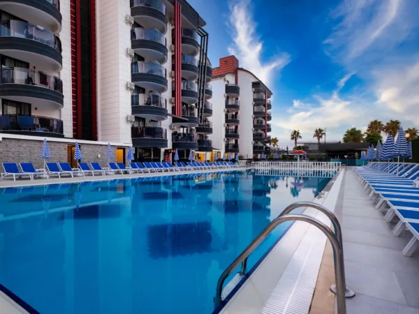 Turkije ↬ Grand Uysal Beach & Spa Hotel