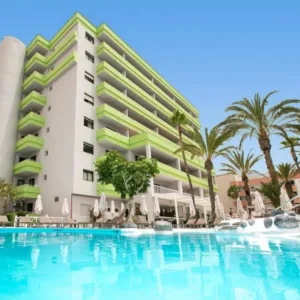 LIVVO Anamar Suites