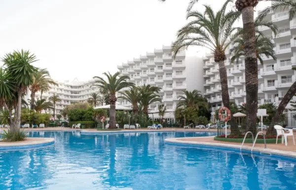 Eix Lagotel Holiday Resort