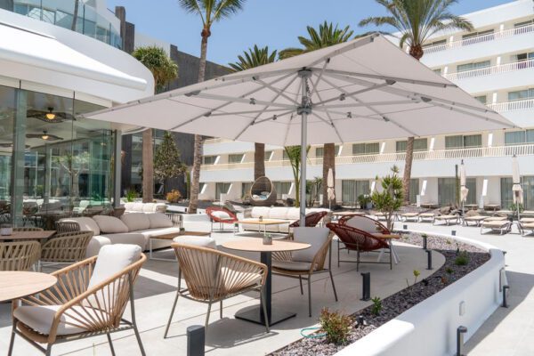Plus Fariones Suite Hotel - Afbeelding 3