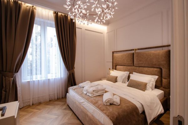 The Crown Boutique and Spa - Afbeelding 2