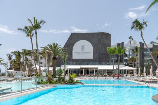 Plus Fariones Suite Hotel - Afbeelding 4
