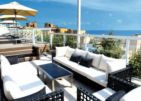 The George Urban Boutique - Afbeelding 4