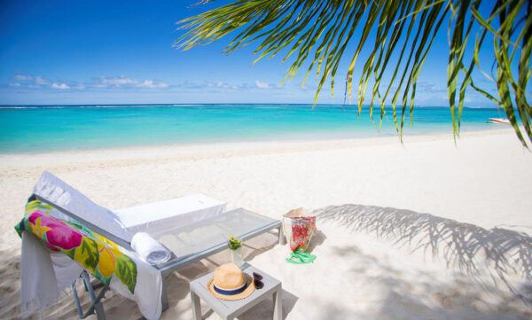Crystals Beach Belle Mare - Afbeelding 2
