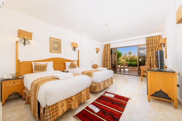 Flamenco Beach Resort - Afbeelding 2